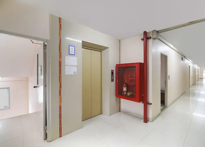 Oyo 925 Ruamsub 2 Hotel 2*