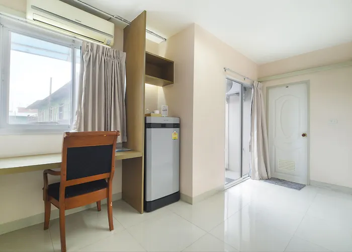 Hotel Oyo 925 Ruamsub 2