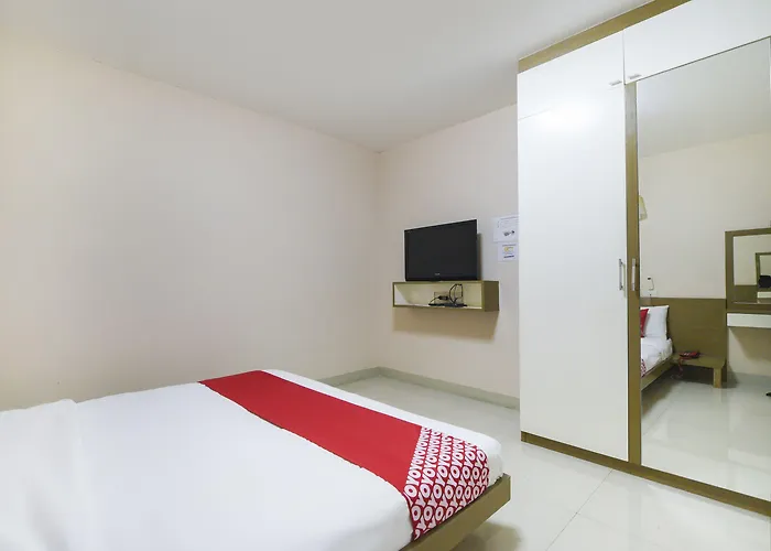 Hotel Oyo 925 Ruamsub 2 2*