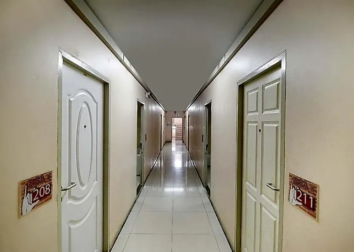 Hotel Oyo 925 Ruamsub 2 2*