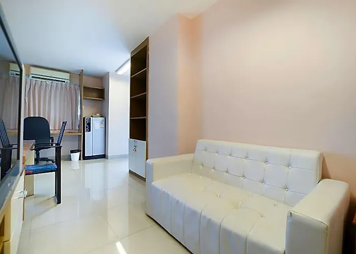 Hotel Oyo 925 Ruamsub 2