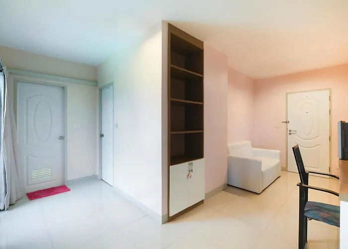 Hotel Oyo 925 Ruamsub 2